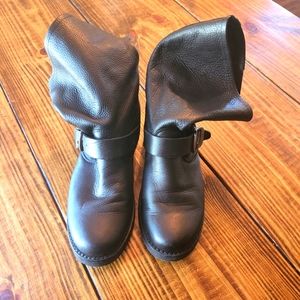 Frye Veronica Short Boots Size 8